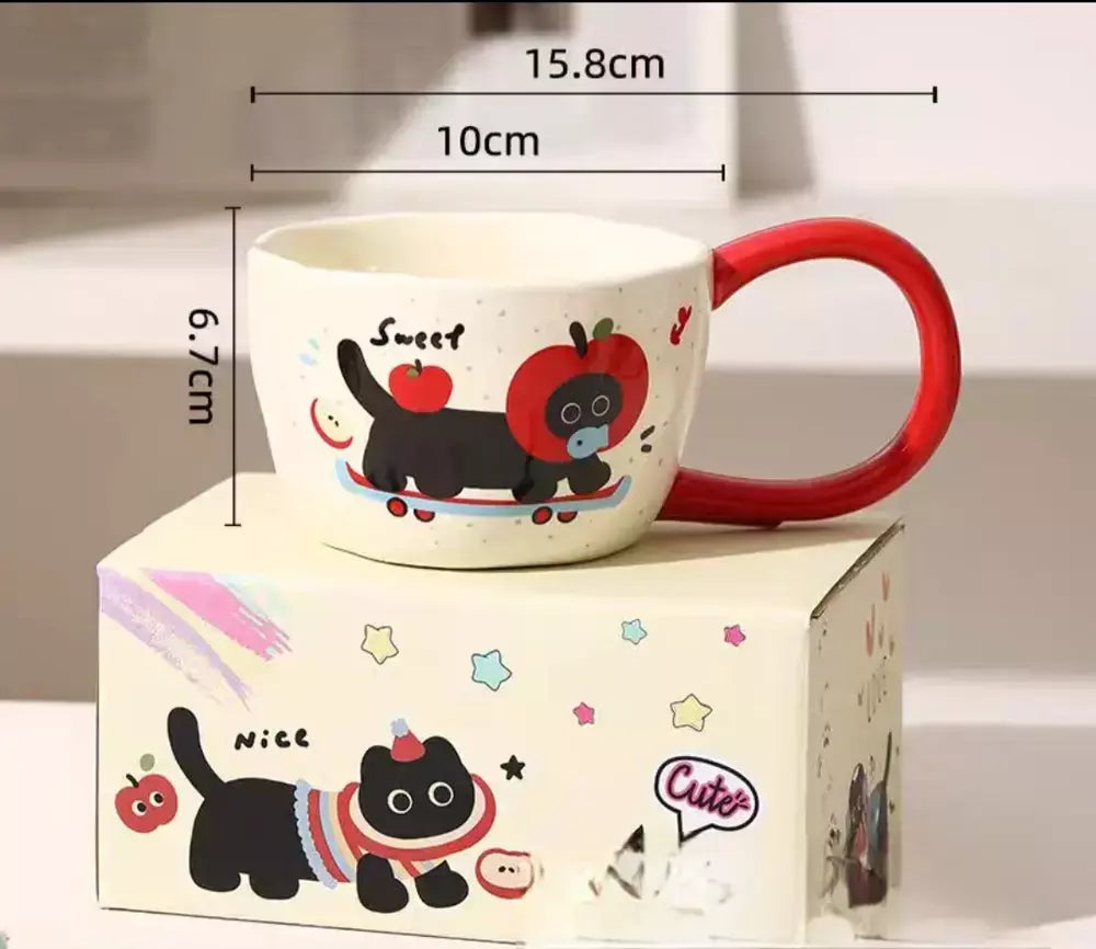 Taza de Ceramica Gato Negro Manzana