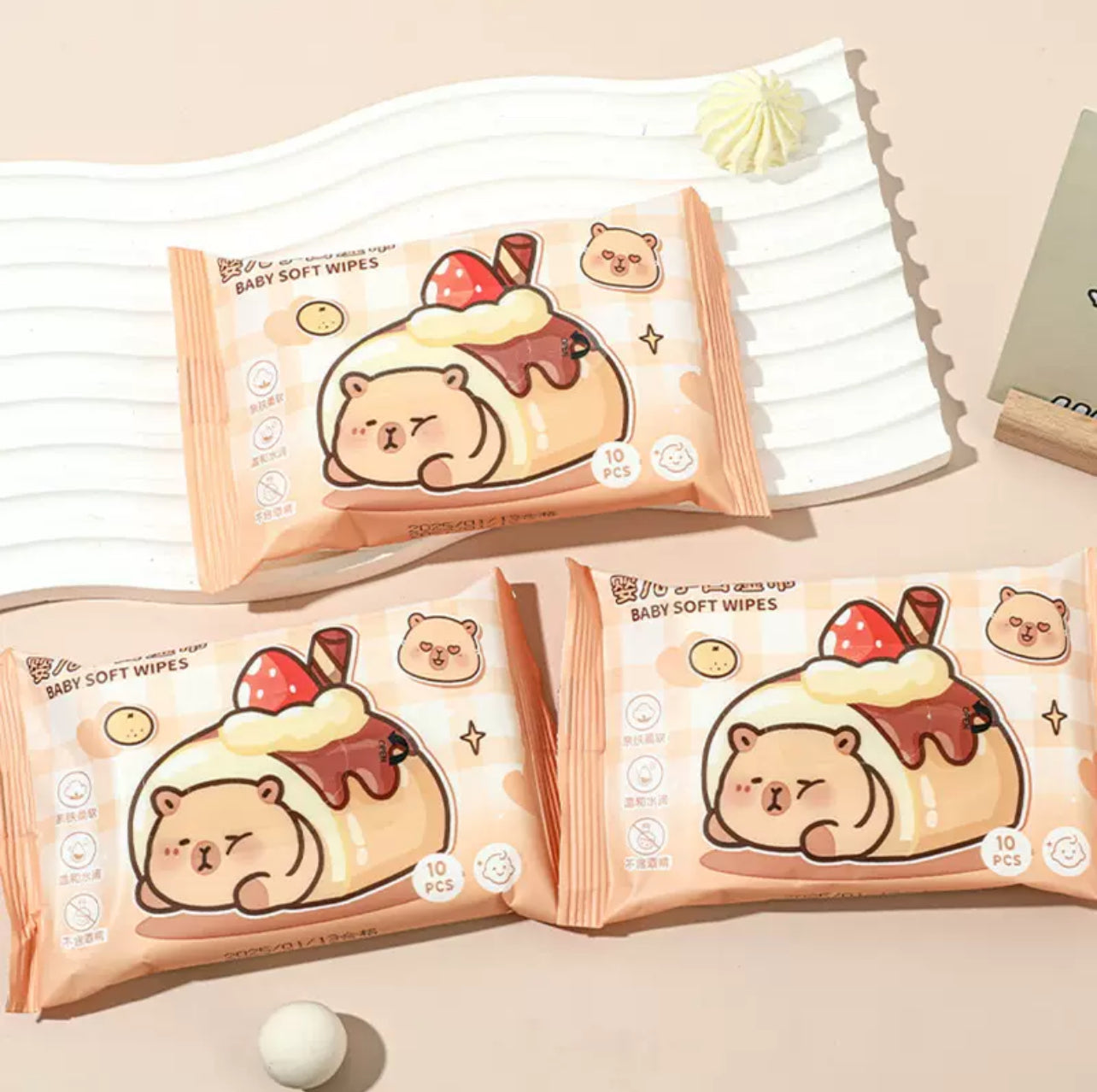 Pack de Toalla Humeda x10 Paquetitos Capybara(Paquete Cuadrado)