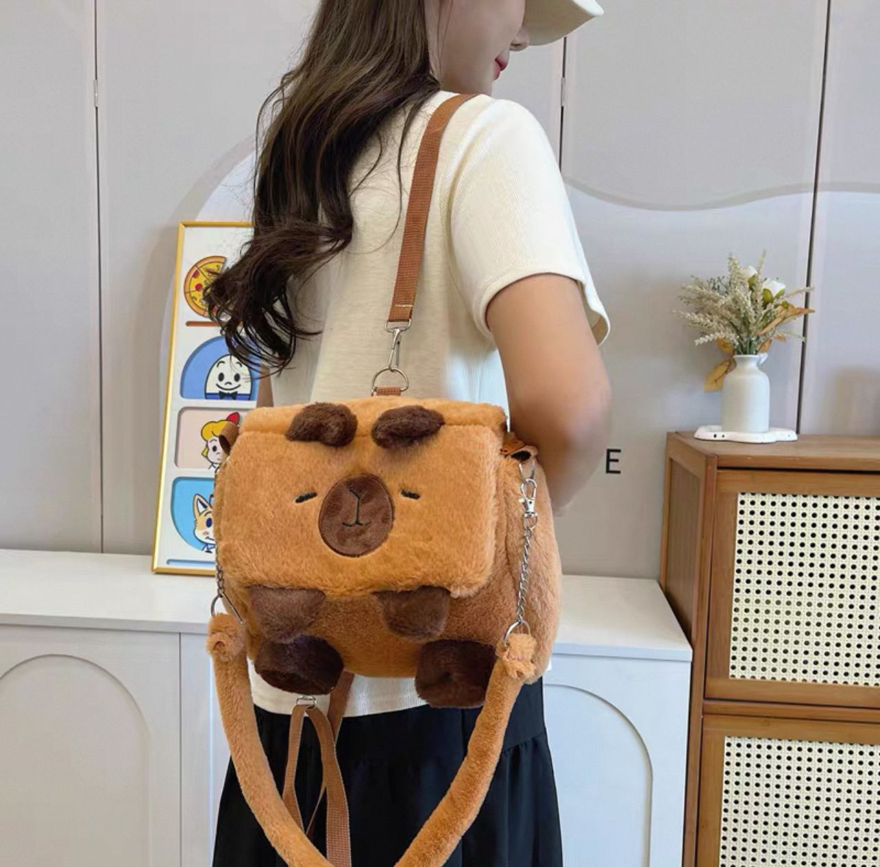 Mochila /Cartera Peluche Capybara 25cmx25cm
