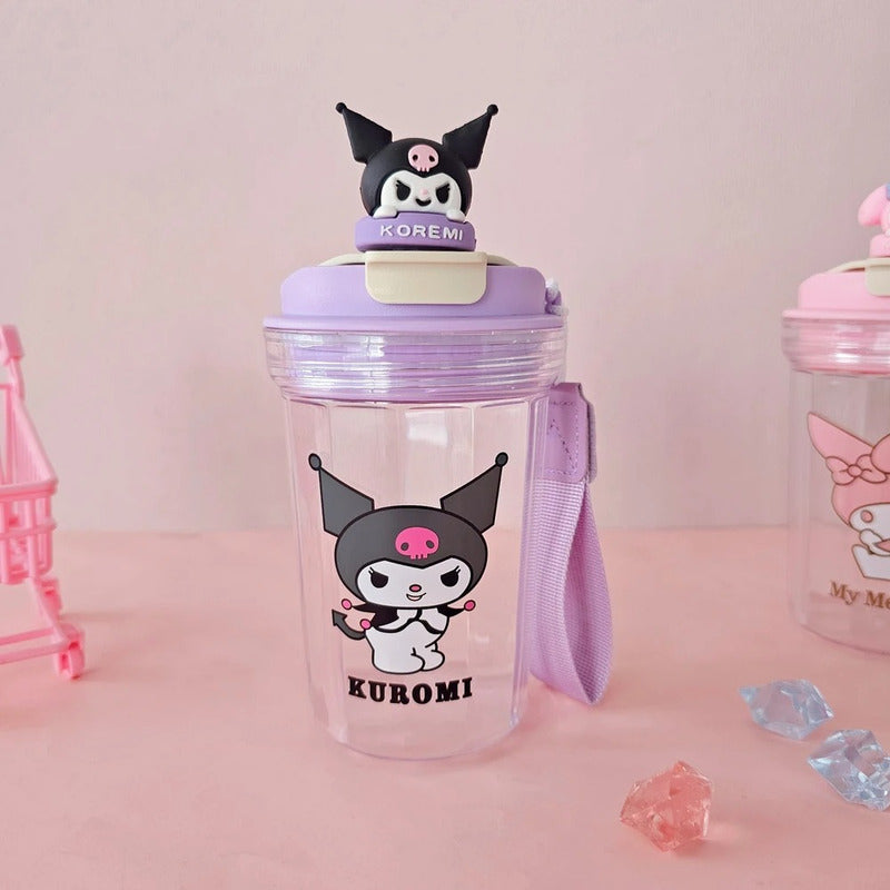 Vaso Infantil Kuromi Melody 420ml Con Correa Lila Kuromi