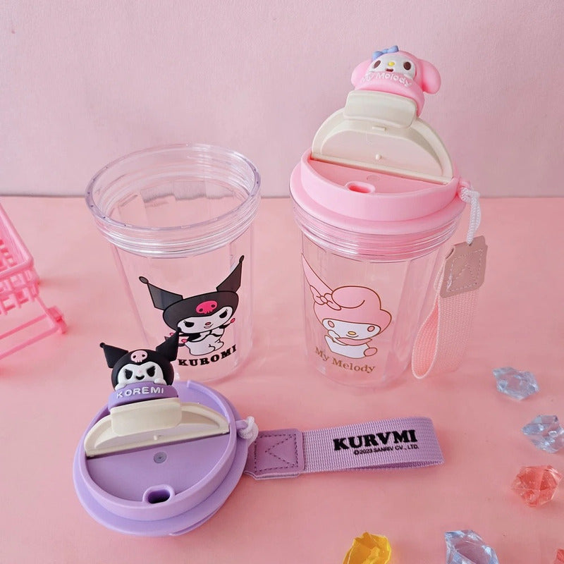 Vaso Infantil Kuromi Melody 420ml Con Correa Lila Kuromi
