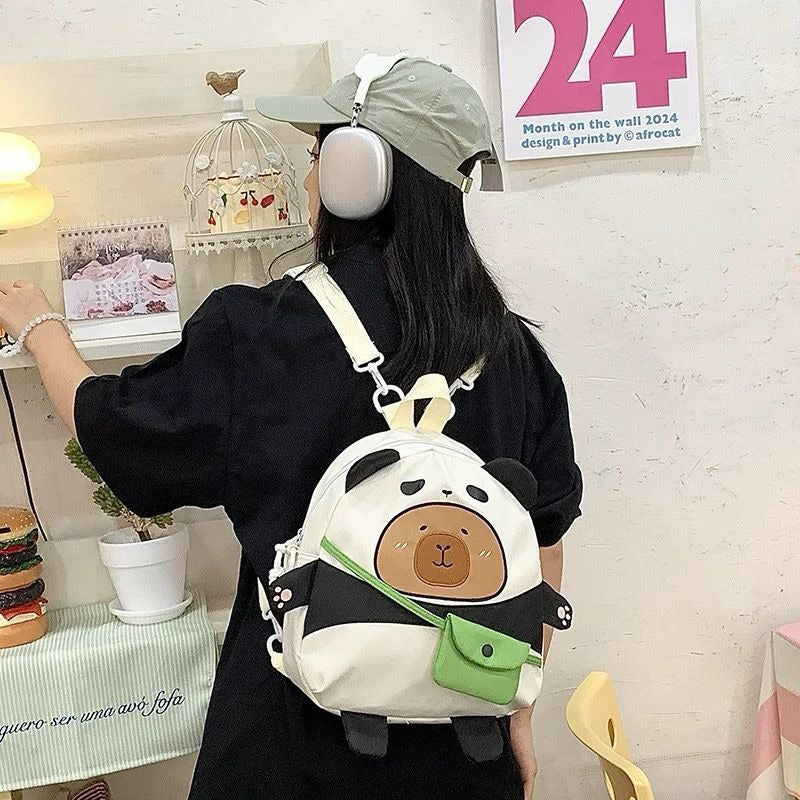 Mochila Escolar Capibara Kawaii Blanco Capybara