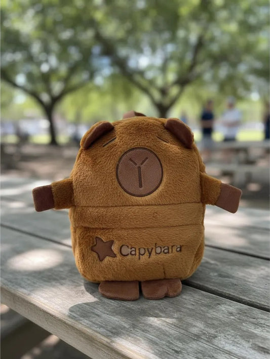 mochila felpa capybara 30x24x13cm