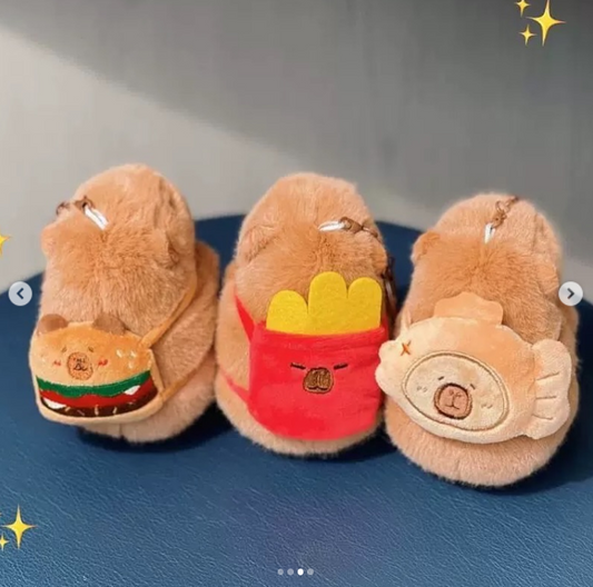 Llavero Peluche Capybara Lunch Time