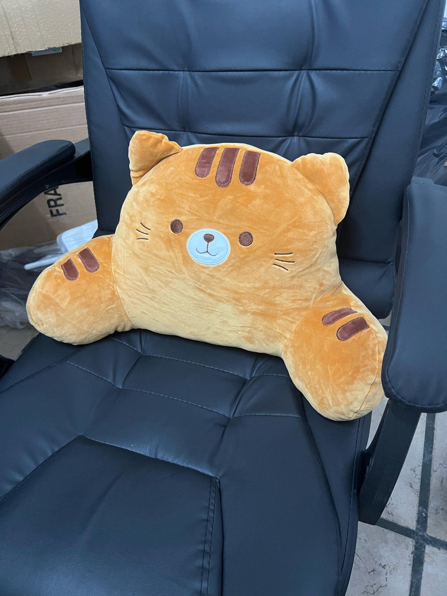 almohada gatito apoya cintura