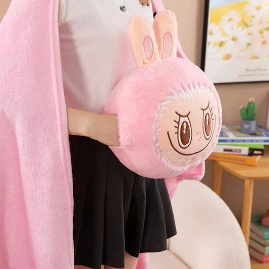 Conjunto Almohada con Bolsillo para Mano + Frazada 1.7 m Cute Labubu para Viajes