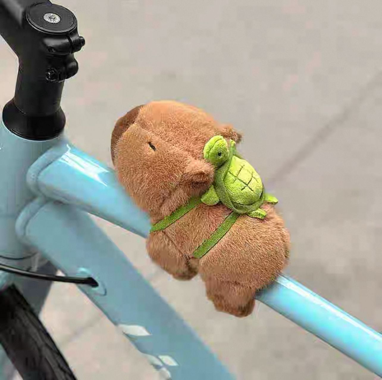 PULSERA CAPYBARA PELUCHE