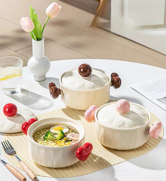 BOWL CON MANEJAS DE CORAZON Y TAPA DE VIDRIO