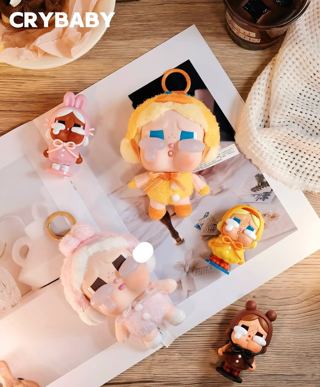 Peluche CRYBABY Llavero Sorpresa