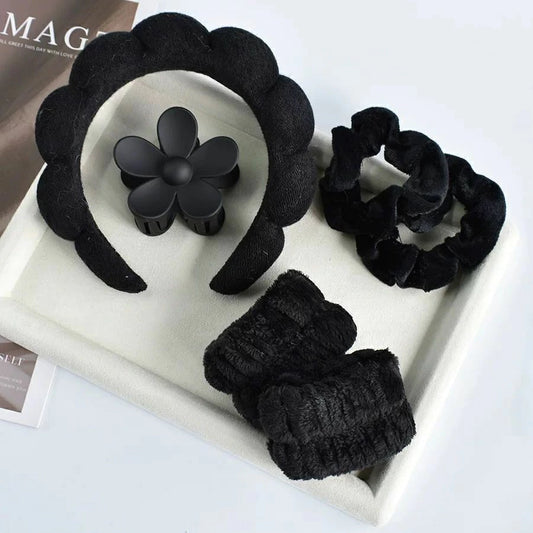 VINCHA,MUNEQUERAS,BROCHE Y COLOTA DE PELO*300