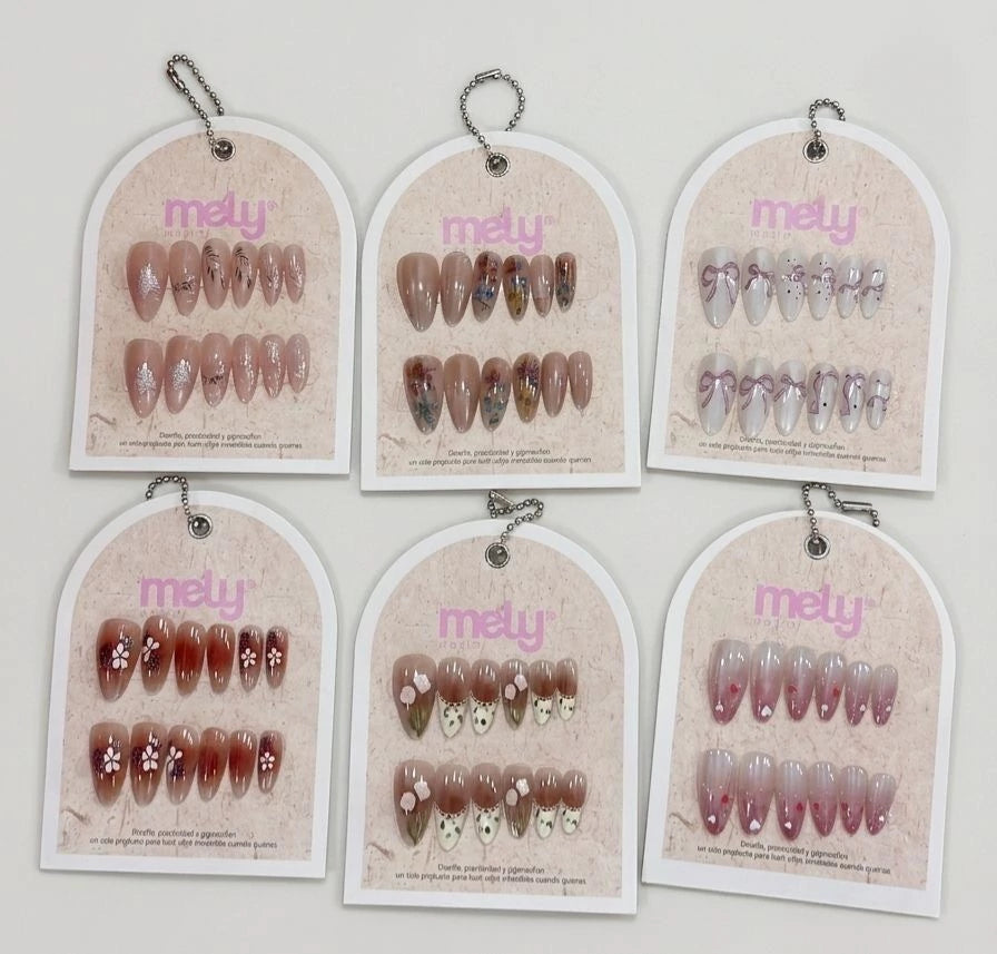 UÑAS PRESS ON OJO DE GATO ALMENDRA